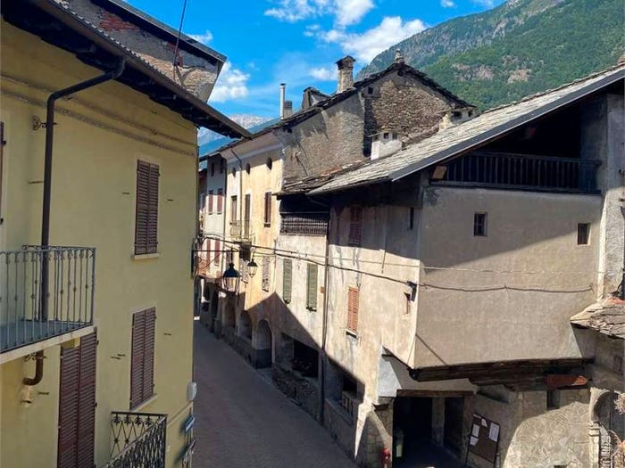 Case in Vendita e in Affitto - 2