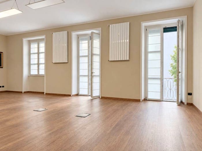 Appartamento con 6 locali in vendita in Via Mauro Macchi, Centrale, Milano