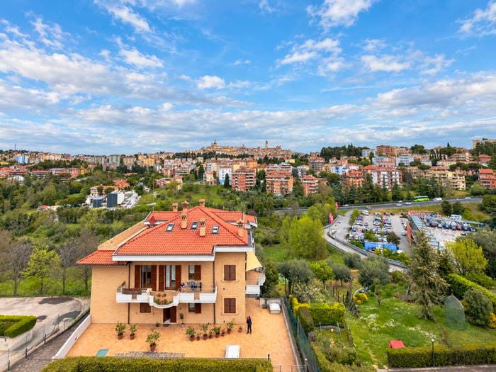 Appartamento bilocale in vendita in Via Luciano Bizzarri, Centro, Macerata