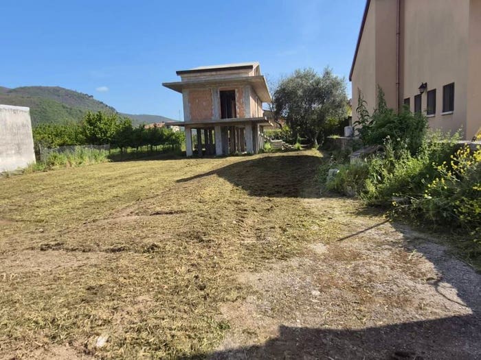 Casa quadrilocale in vendita in Via Quercia Leone, Montoro