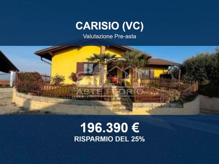 Casa trilocale in vendita in Via Amendola, Centro, Carisio