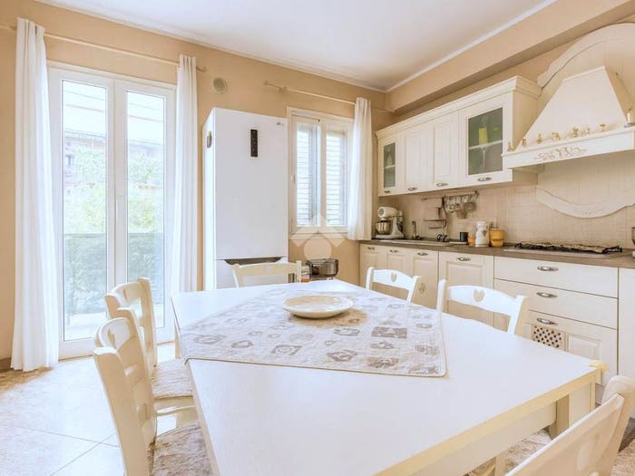 Appartamento trilocale in vendita in Via Valle Allegra, Centro, Gravina di Catania