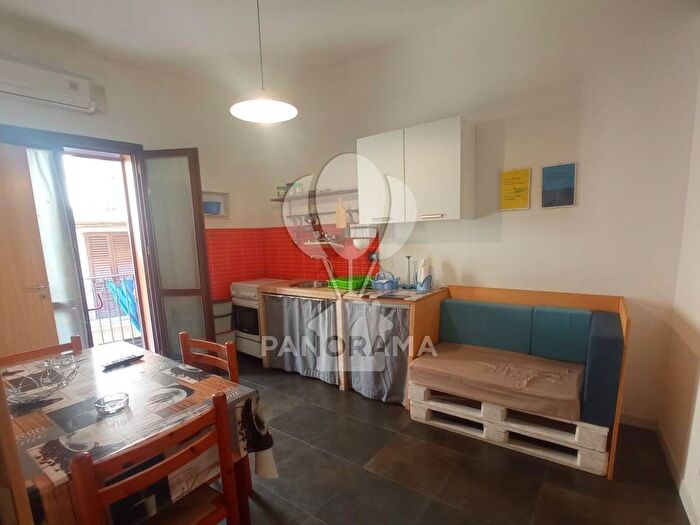 Appartamento con 6 locali in vendita in Via Giuseppe Verdi, Centro, Castellammare del Golfo