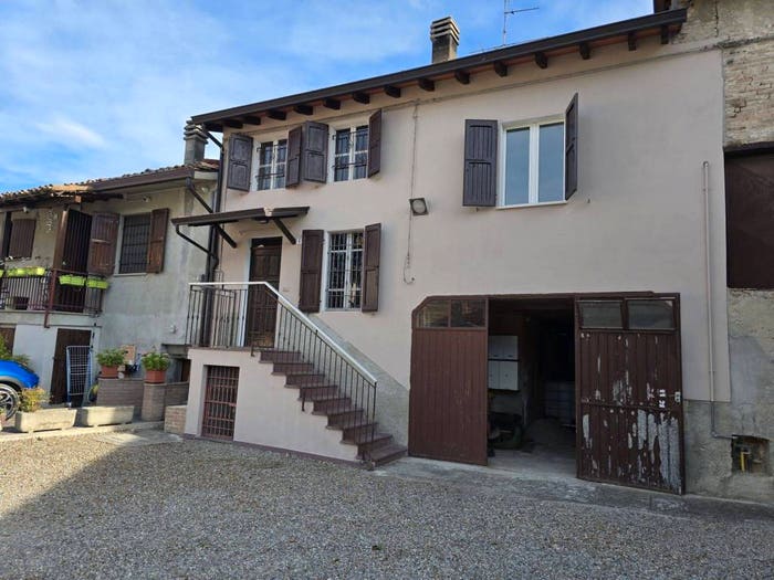 Casa quadrilocale in vendita in Via Rivalta, Lesignano de' Bagni