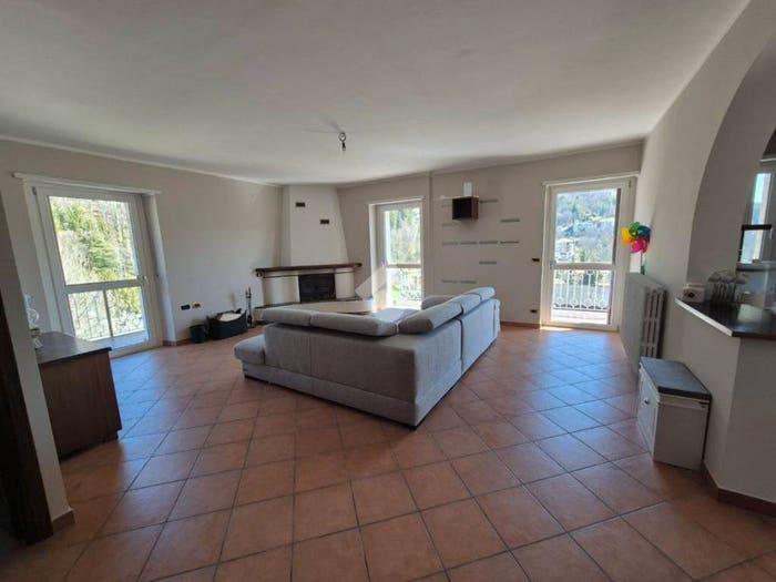 Appartamento quadrilocale in vendita in Via Biolai, Centro, Pessinetto