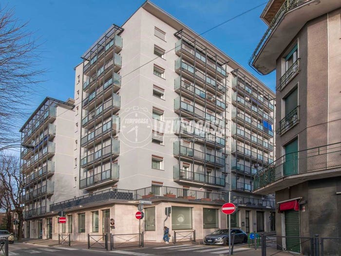 Appartamento trilocale in vendita in Via Bainsizza, Centro, Limbiate