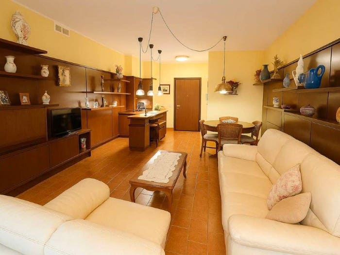 Appartamento trilocale in vendita in via Garibaldi, Centro Garibaldi, Casalecchio di Reno