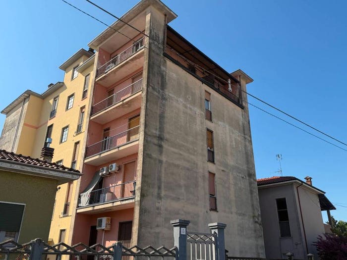 Appartamento bilocale in vendita in Via Milano, Centro, Cassolnovo