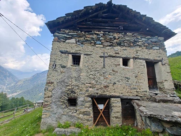 Casa in vendita in Pianaccio, Caspoggio