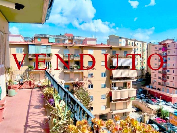 Appartamento quadrilocale in vendita in Via Francesco Netti, Arenella, Napoli