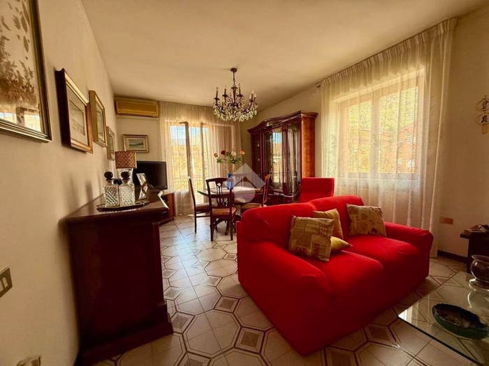 Appartamento trilocale in vendita in Via Bartolomeo Diaz, Centro, Gubbio