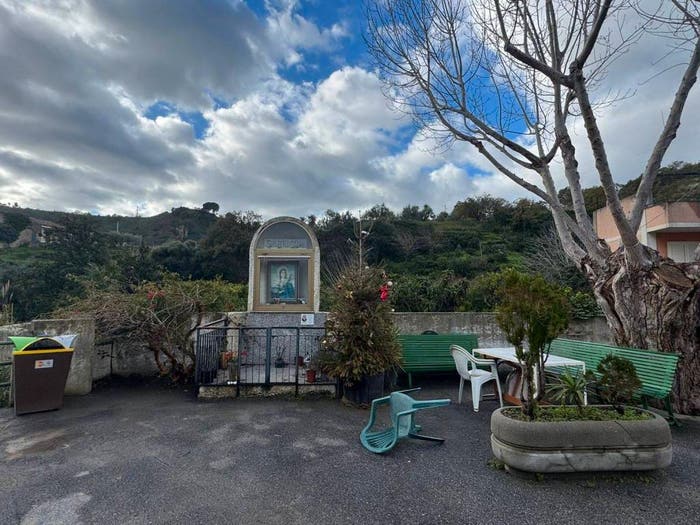 Casa bilocale in vendita in Località Galati Santa Lucia, Galati, Messina