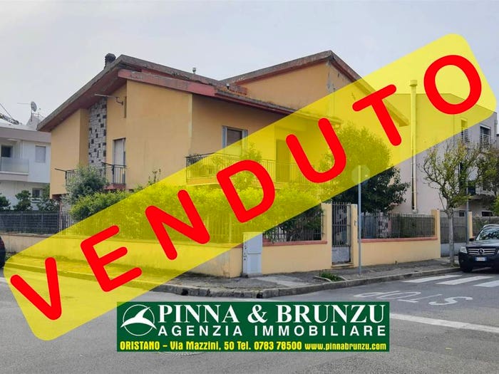 Casa con 6 locali in vendita in Centro, Oristano