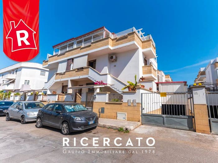 Appartamento quadrilocale in vendita in Via Martiri d'Otranto, Giorgilorio, Surbo