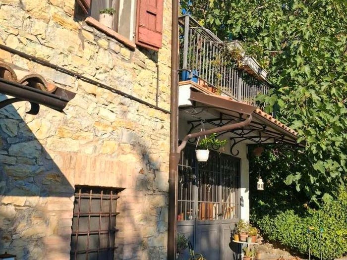 Casa con 6 locali in vendita in via Bottini, Serramazzoni