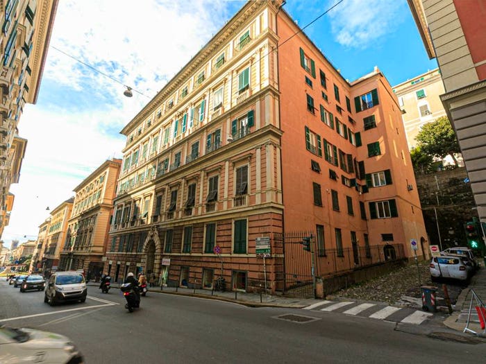 Appartamento con 6 locali in vendita in Via Assarotti, Castelletto, Genova