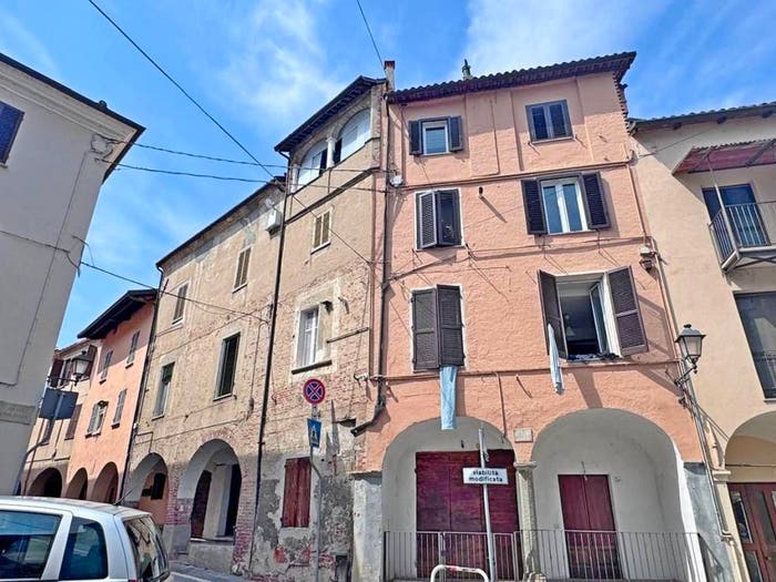 Appartamento trilocale in vendita in Via delle Rosine, Carassone, Mondovì
