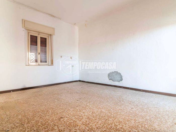 Appartamento trilocale in vendita in Via Carrara, Centro, Guanzate