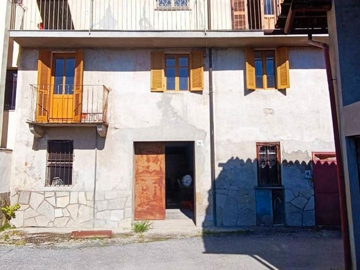 Casa quadrilocale in vendita in Via Mongiardino, Centro, Pecetto di Valenza