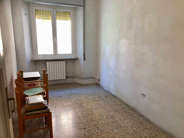 Appartamento trilocale in vendita in Cavour, Ancona