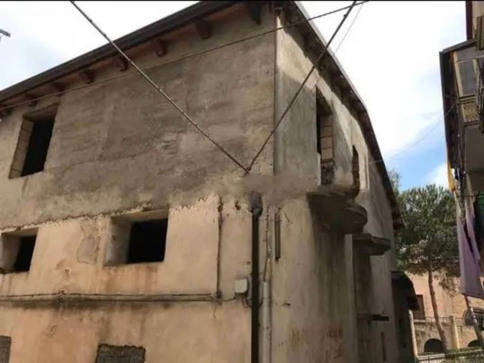 Casa bilocale in vendita in Via San Giuseppe, Centro, Cotronei
