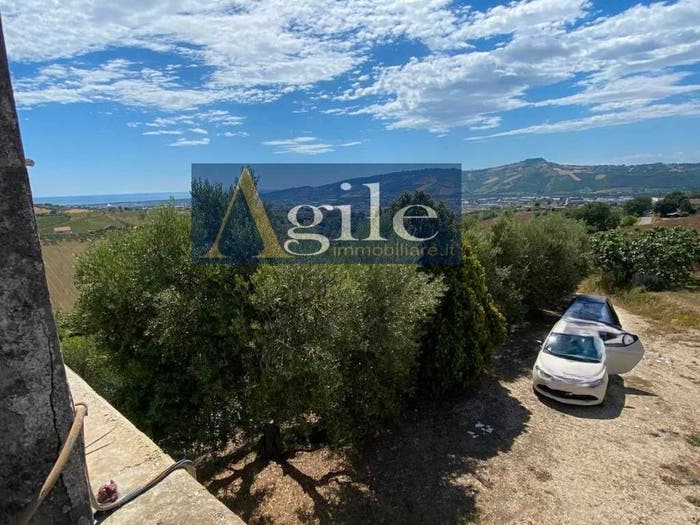 Casa con 6 locali in vendita in contrada spiagge, Monteprandone