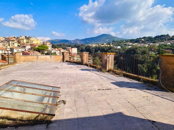 Appartamento trilocale in vendita in Via Cesare Battisti, Centro, Marino
