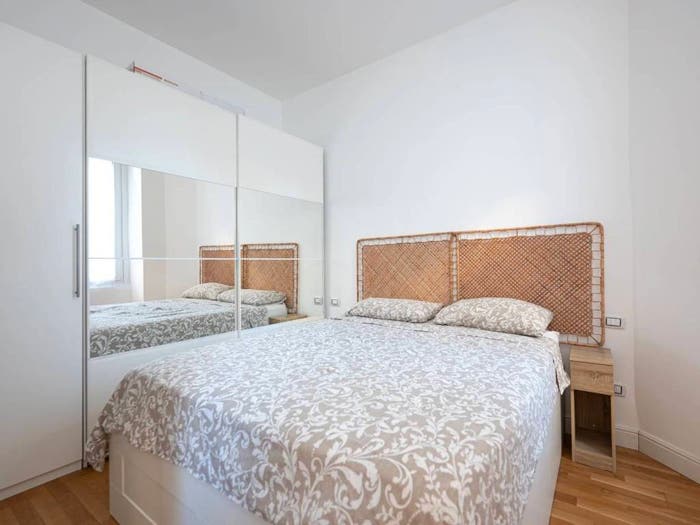 Appartamento bilocale in affitto in Via Luigi Federico Menabrea, Farini, Milano