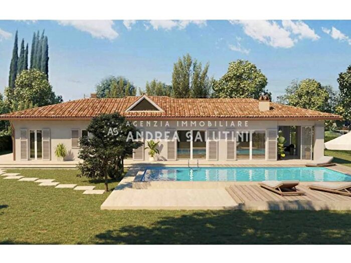 Casa con 6 locali in vendita in Santa Lucia La Borra, Pontedera