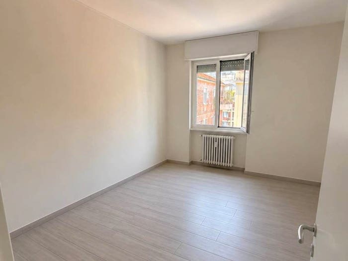 Appartamento bilocale in vendita in Viale Carlo Troya, Solari, Milano