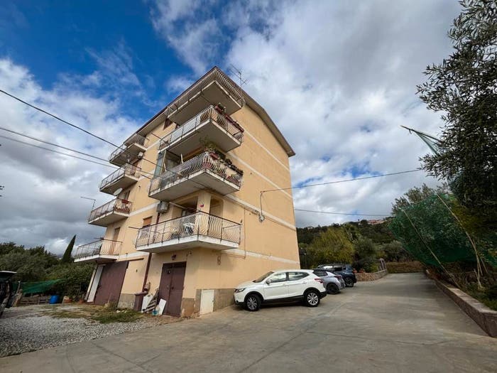 Appartamento quadrilocale in vendita in Contrada Quattrocchi, Lamezia Terme