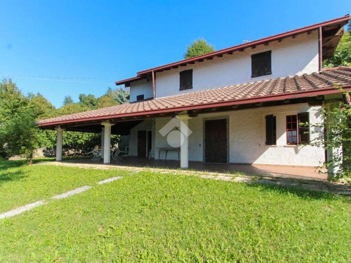 Casa con 6 locali in vendita in Via Monte Magno, Gavardo