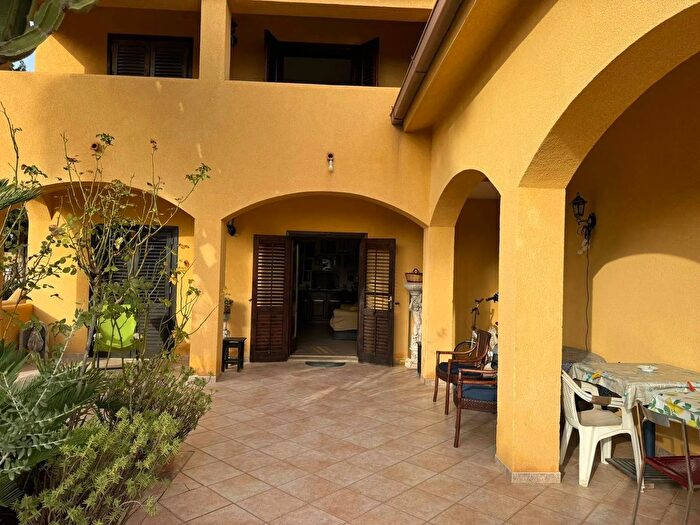 Casa con 6 locali in vendita in Contrada San Silvestro, Marsala