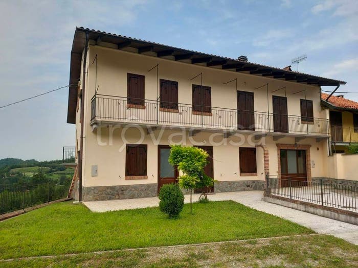 Casa con 6 locali in vendita in Centro, Castelnuovo Don Bosco