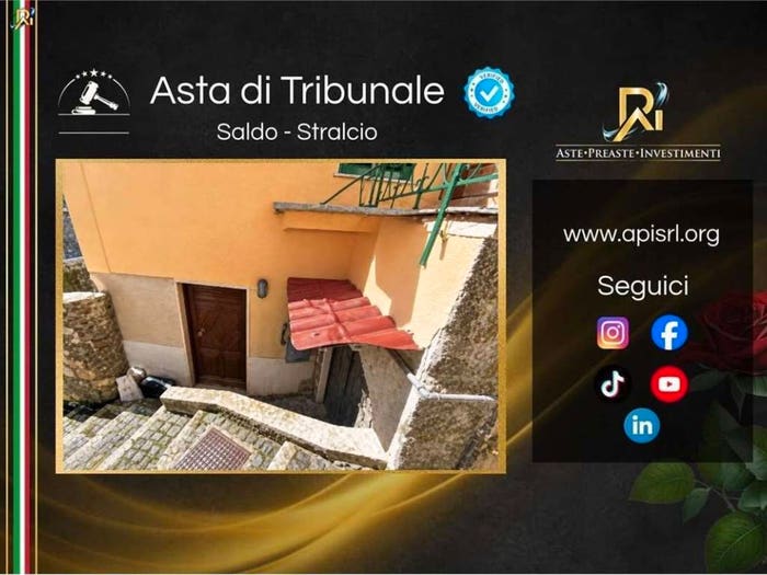 Appartamento quadrilocale in vendita in Via dell'Indipenza, Centro, Patrica