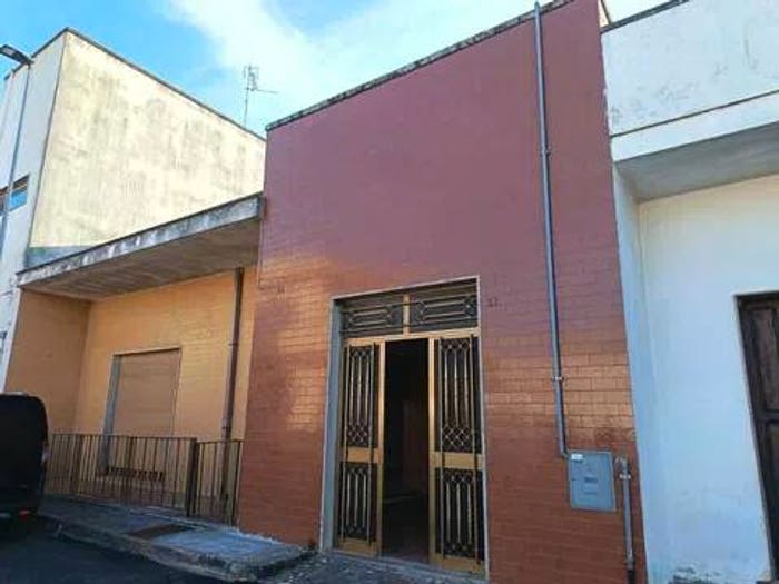 Casa con 6 locali in vendita in Via Antonio Bortone, Caprarica di Lecce