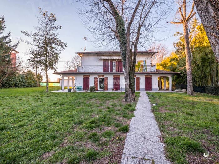 Casa quadrilocale in vendita in Via Porretto, Castelfranco Emilia