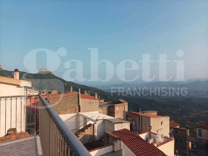 Casa in vendita in Via Roma, Centro, Baunei