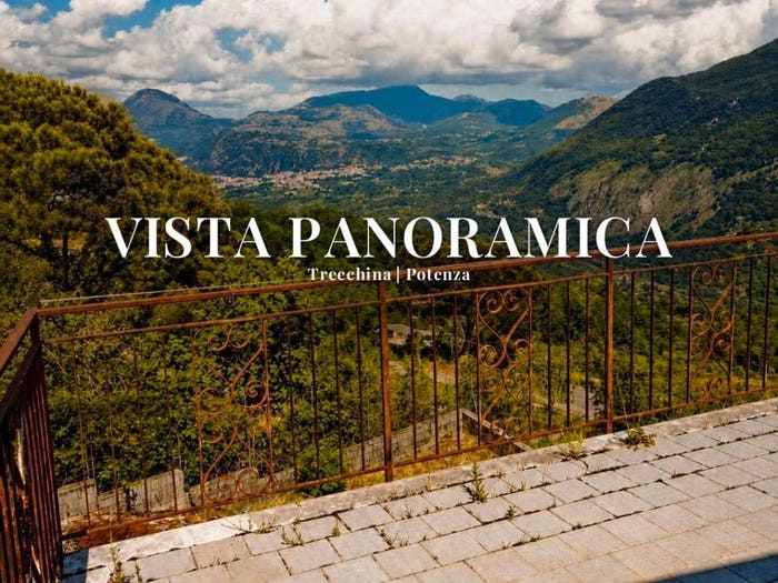 Casa con 6 locali in vendita in Via Valle, Centro, Trecchina