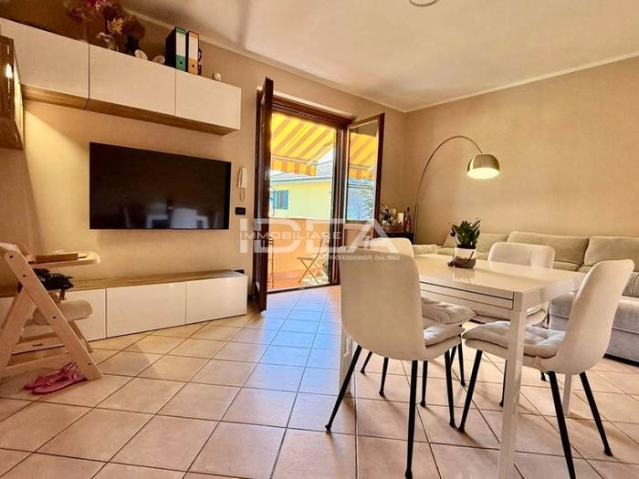 Appartamento quadrilocale in vendita in Via del Tanaro, Tempagnano Picciorana, Lucca