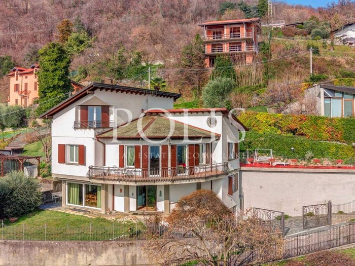Casa con 5 locali in vendita in via Gentrino, Cernobbio