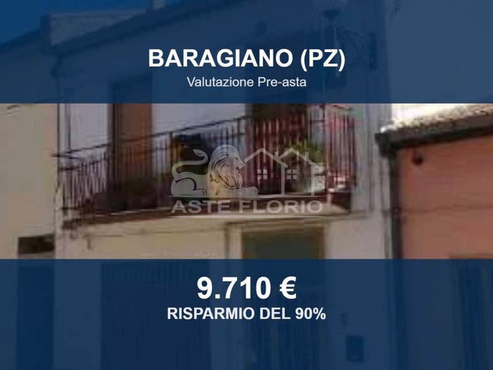 Casa bilocale in vendita in Corso Giuseppe Garibaldi, Centro, Baragiano