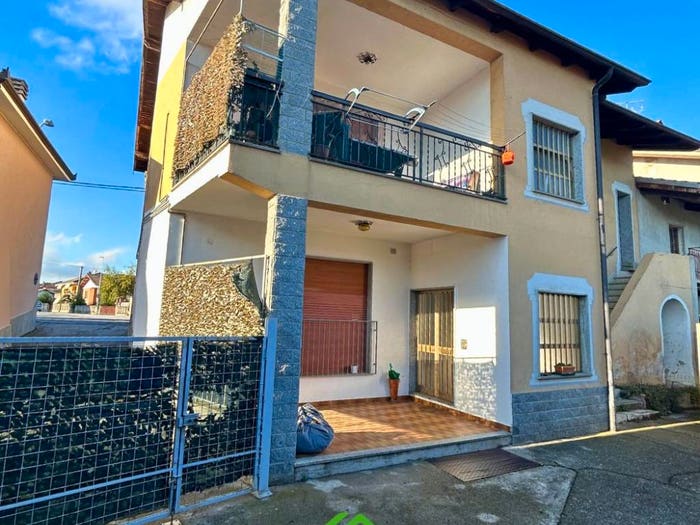 Appartamento con 5 locali in vendita in Via Bra, Ronchi, Cuneo
