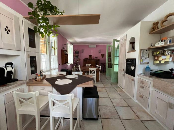 Casa con 6 locali in vendita in Strada Provinciale del Valico del Cerreto, Gualtieri