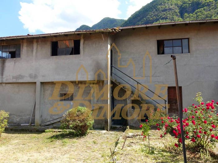 Casa con 6 locali in vendita in Via S Giuseppe, Megolo Di Mezzo, Pieve Vergonte