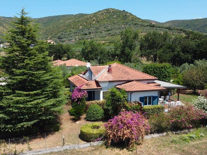 Casa trilocale in vendita in Via Costantino Ianni, Castellabate