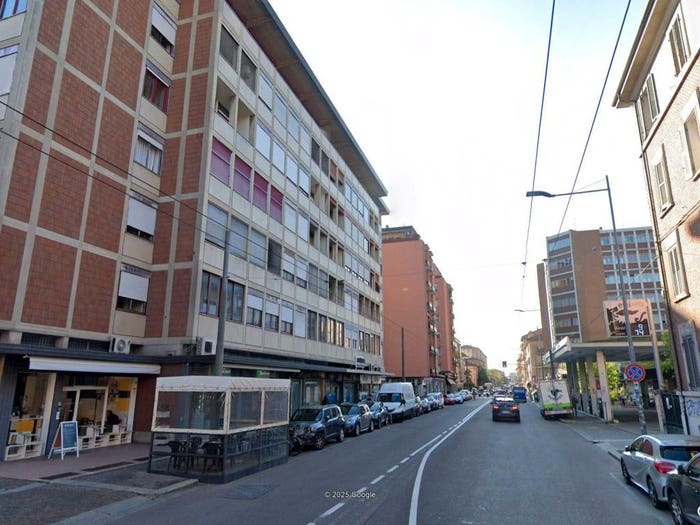 Appartamento con 5 locali in vendita in Via Giuseppe Mazzini, Massarenti, Bologna