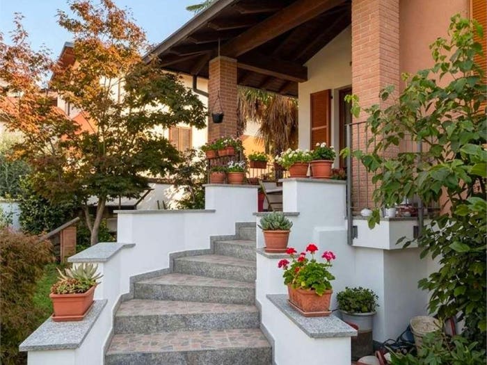 Casa quadrilocale in vendita in Via Giuseppina Sfondrini, Abbiategrasso
