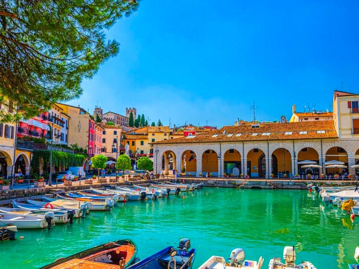 Casa con 6 locali in vendita in Via Giovanni Rambotti, Desenzano Centro, Desenzano del Garda