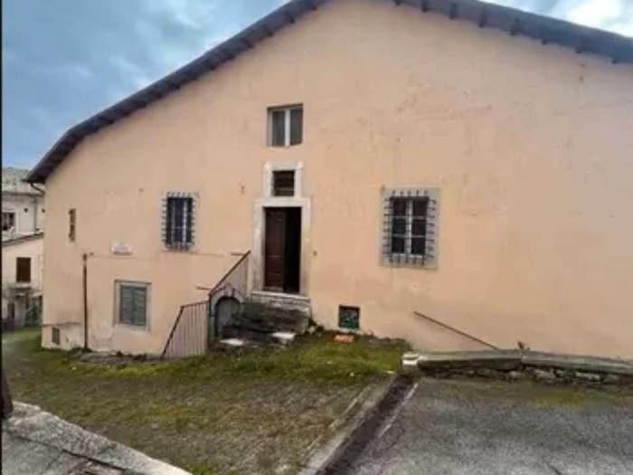 Casa con 6 locali in vendita in Via del Carmine, Centro, Monteleone di Spoleto